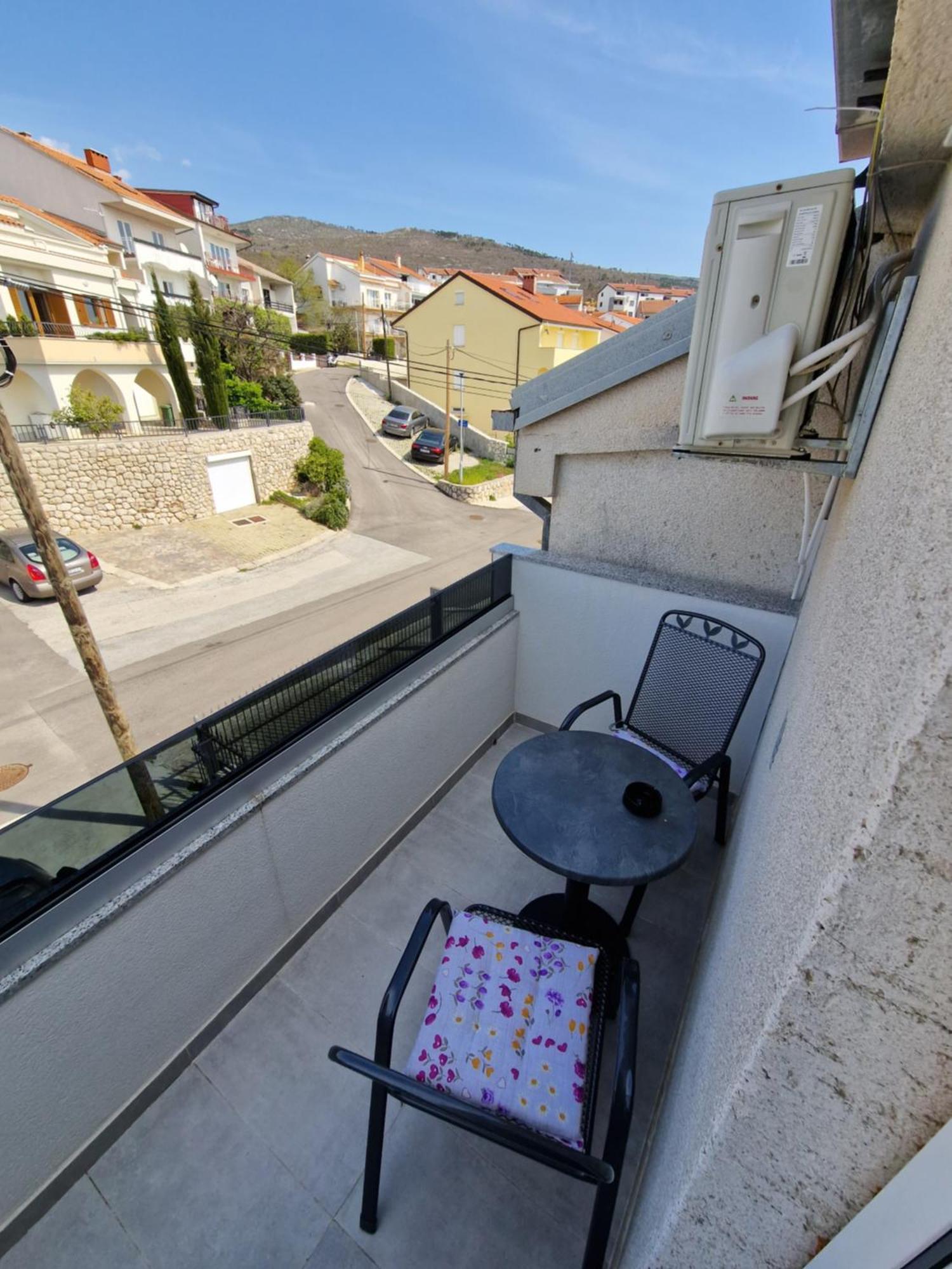 Apartmani Kristijan Crikvenica Exteriör bild