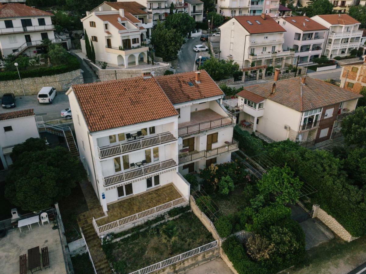 Apartmani Kristijan Crikvenica Exteriör bild