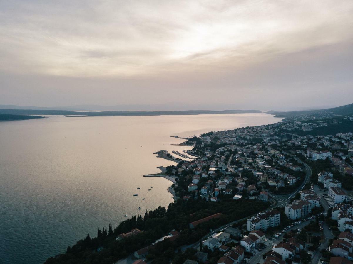 Apartmani Kristijan Crikvenica Exteriör bild