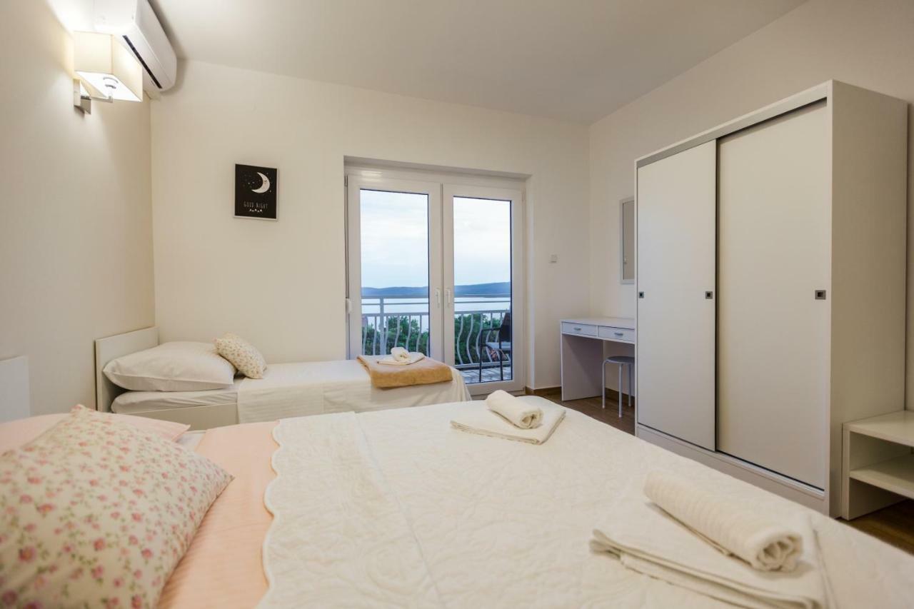 Apartmani Kristijan Crikvenica Exteriör bild