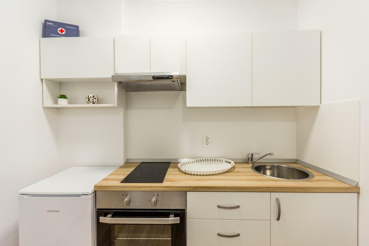 Apartmani Kristijan Crikvenica Exteriör bild