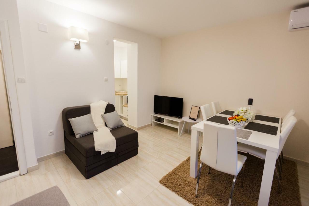 Apartmani Kristijan Crikvenica Exteriör bild