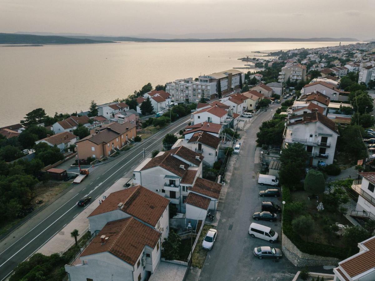 Apartmani Kristijan Crikvenica Exteriör bild