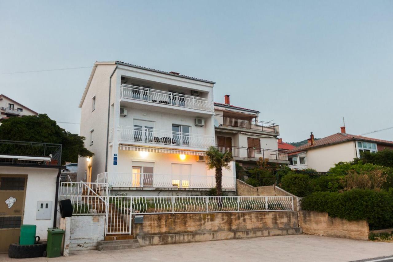 Apartmani Kristijan Crikvenica Exteriör bild
