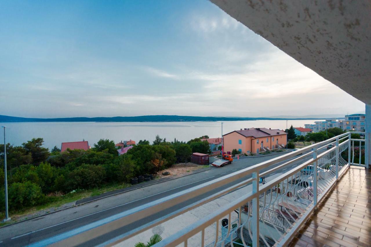 Apartmani Kristijan Crikvenica Exteriör bild