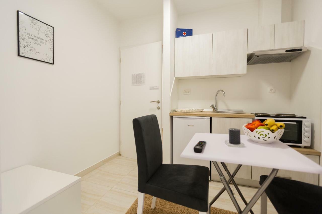 Apartmani Kristijan Crikvenica Exteriör bild