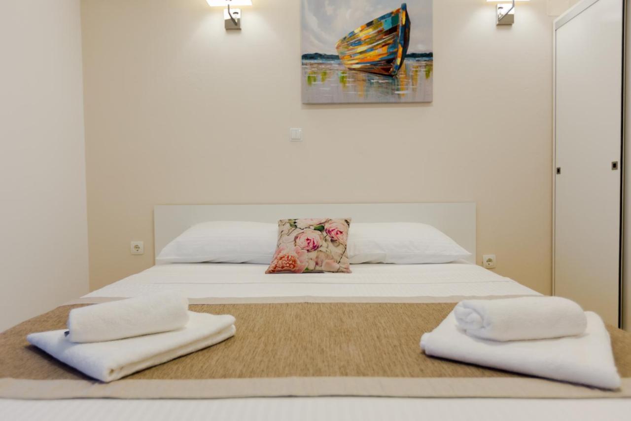Apartmani Kristijan Crikvenica Exteriör bild